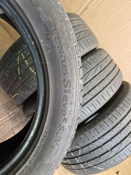 4 Hankook R19 235/50
летни гуми DOT1919