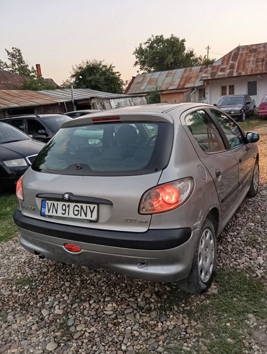 Peugeot 206 1.4 diesel 2500 lei