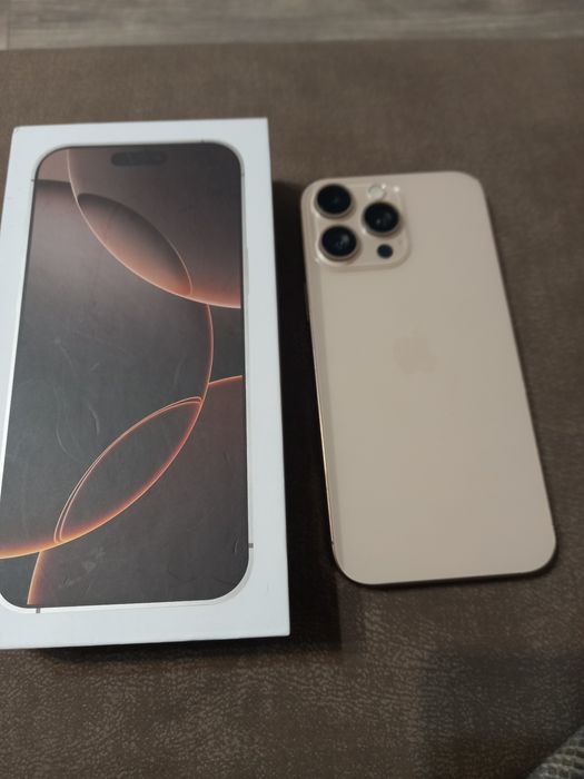 Продам айфон 16 про Макс