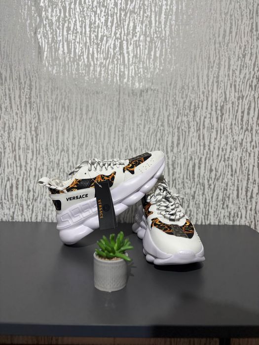 Versace Chain Reaction Fetesti • OLX.ro
