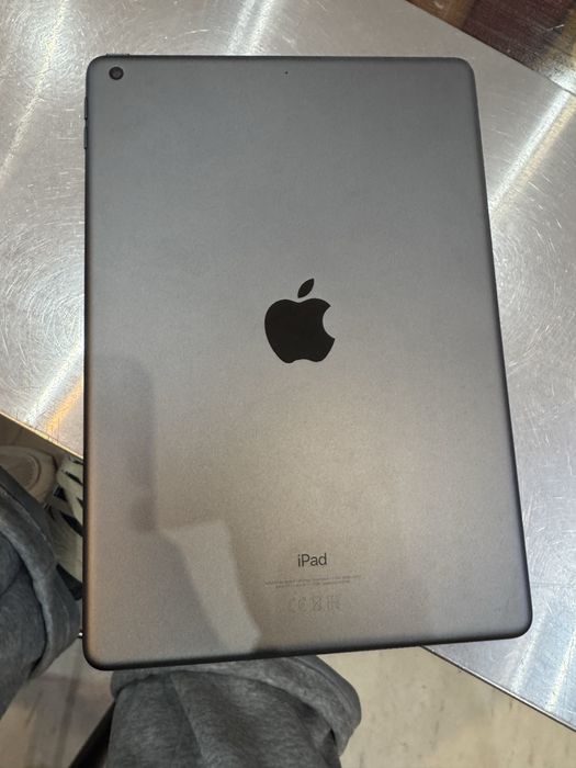 Продам Ipad 9th поколения