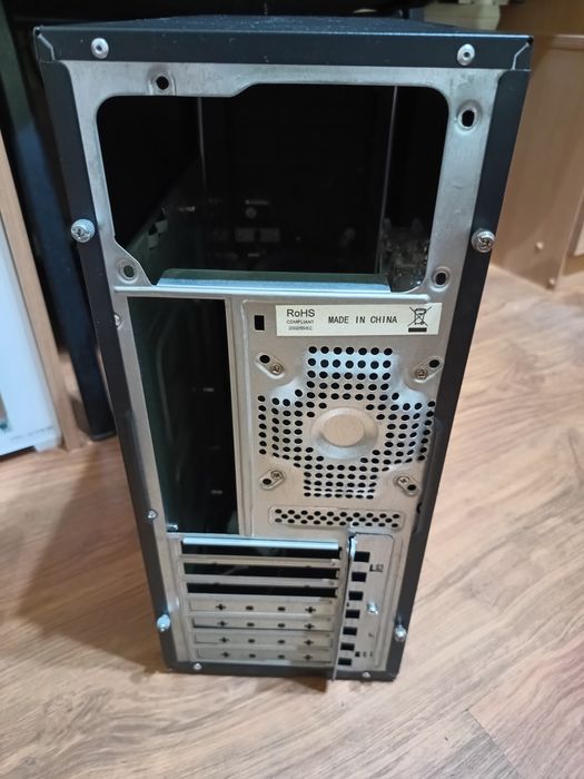 Carcasa PC ATX,Micro-Atx 3 ventilatoare incluse