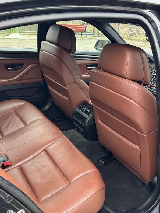 BMW 520D Luxury Edition/184Cp/Automat/interior seria 7/plafon negru