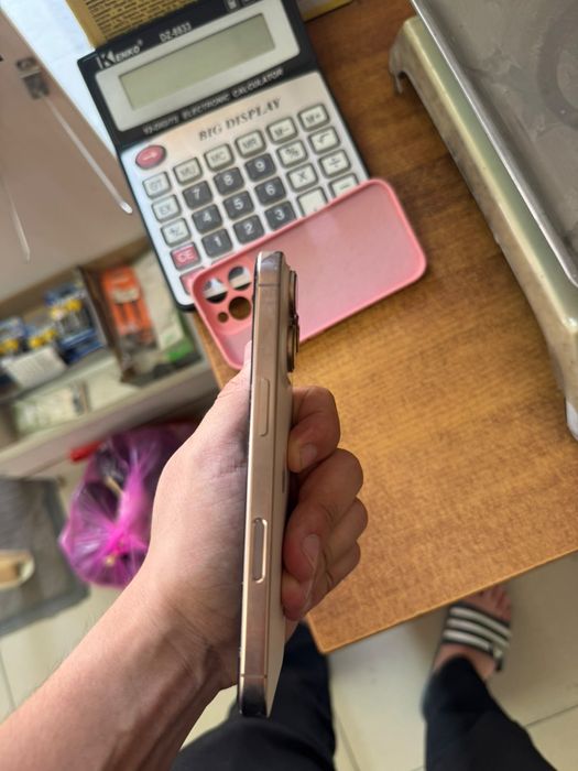 iPhone 16 pro с гарантией