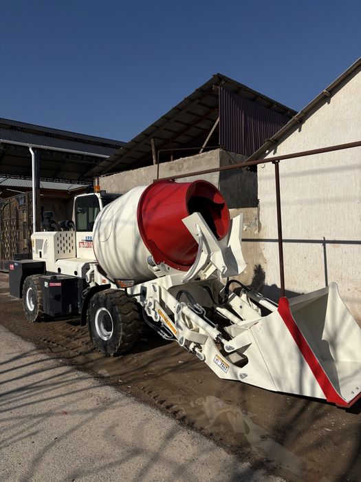Betonomixer Трактор