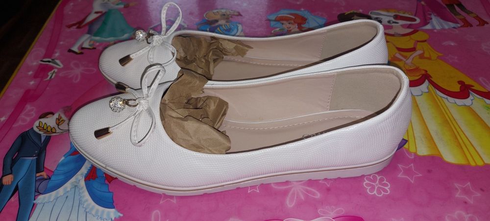 Женские туфли. 40 размер. Торг