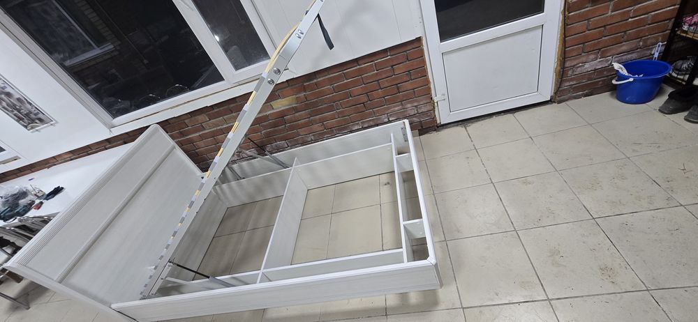 Кровать полуторка