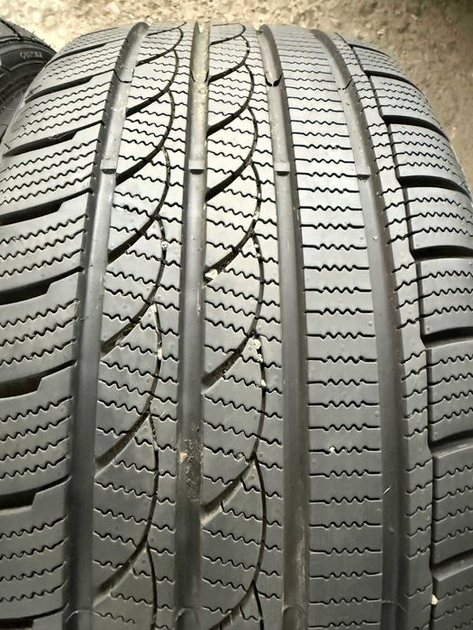 2x Anvelope iarna 225/40 r18 - Tracmax Ice Plus S210 XL