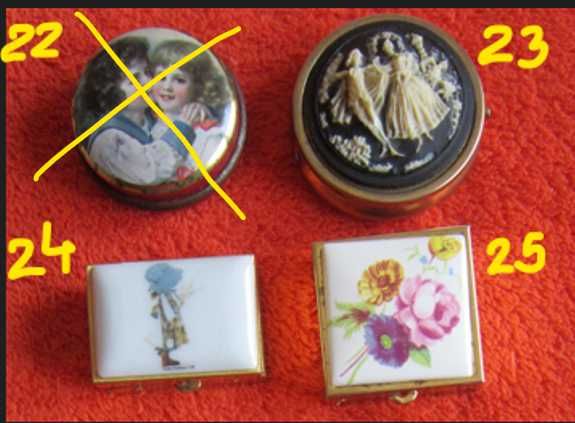 cutie inele bijuterii pastile Pill Box 23 cutiute vintage
