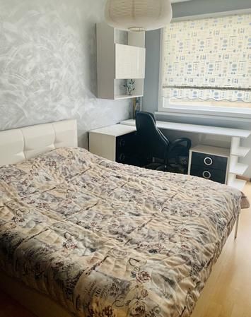 Дава се под наем Тристаен апартамент в София, Хладилника - 85 кв.м за 850 € - Снимка #2