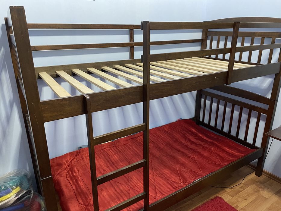 Продам двухярусный кровать