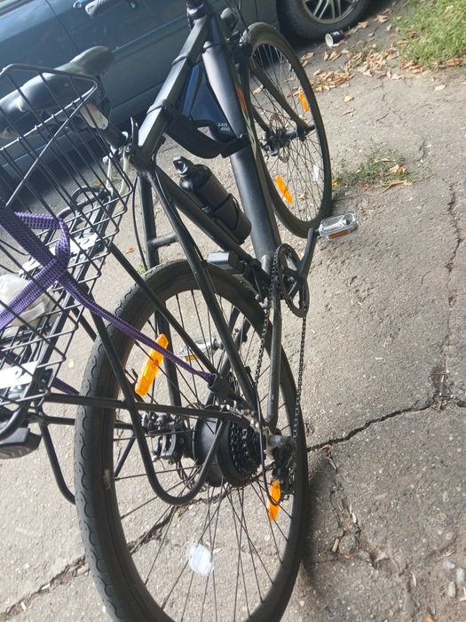 Bicicleta electrica aproape noua