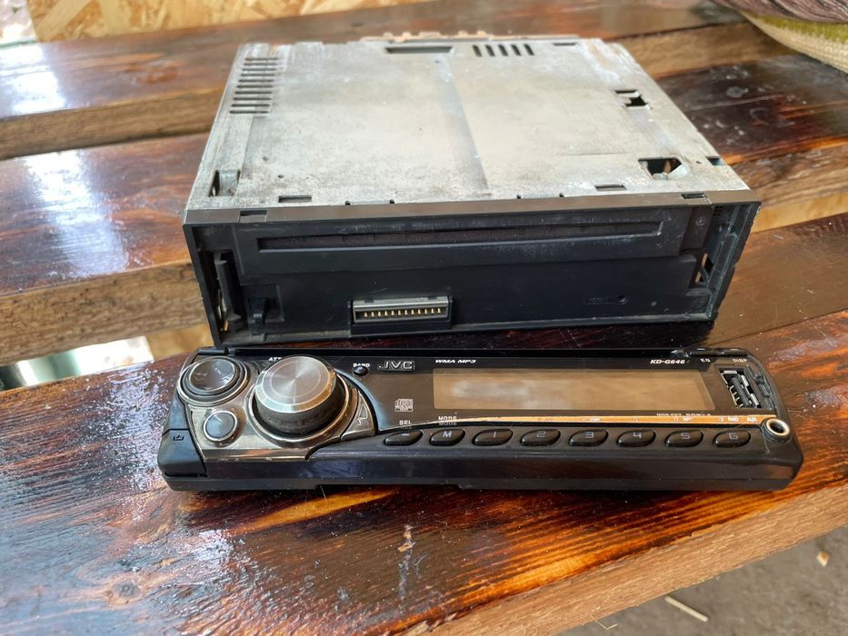 Продам сабвуфер , моноблок ,усилитель deaf bonce mahete urall jvc