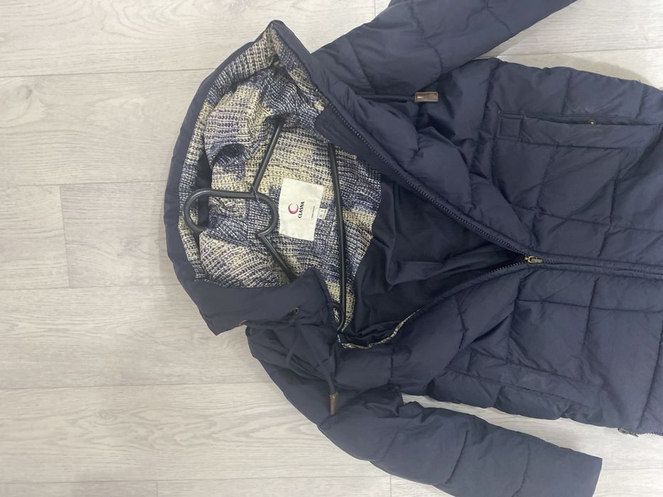 Отдам даром зимний пуховик.