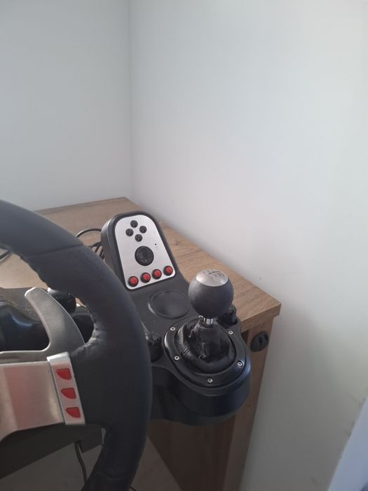 Logitech g27 /волан, педали, лост/