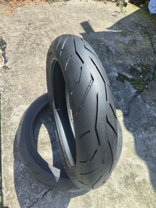 Нова Pirelli Rosso 2.  120/70/17