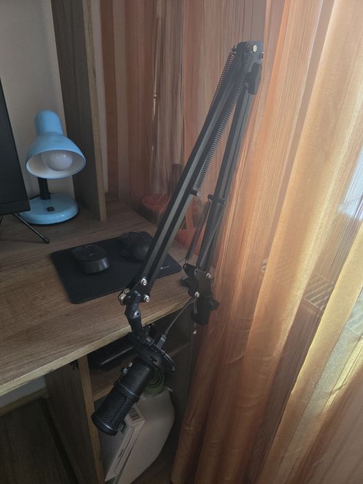 Vând microfin gaming
