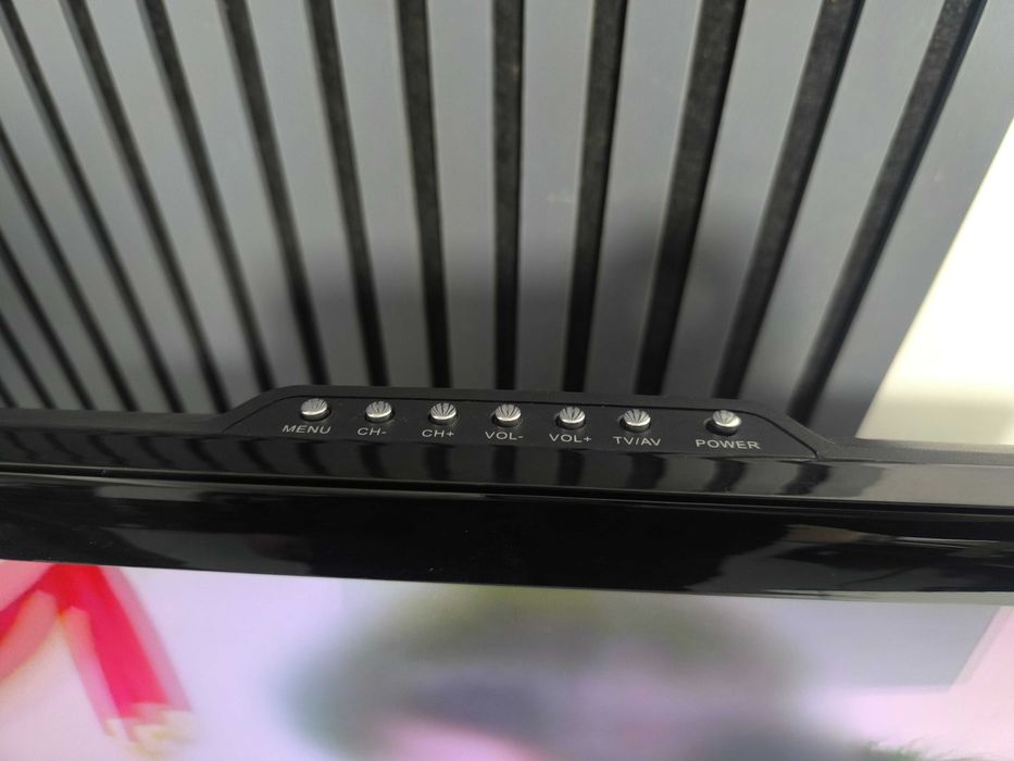 Televizor SEG Toledo 23.6 inch Wide Screen