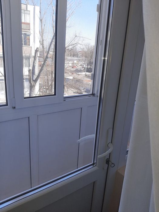 Inchiriez apartament