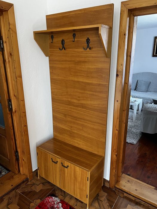 Cuier de hol+oglinda cu corp