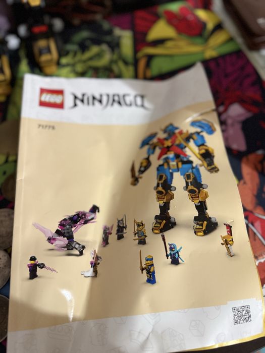 Лего робот  на НИЯ 71775  без забележка