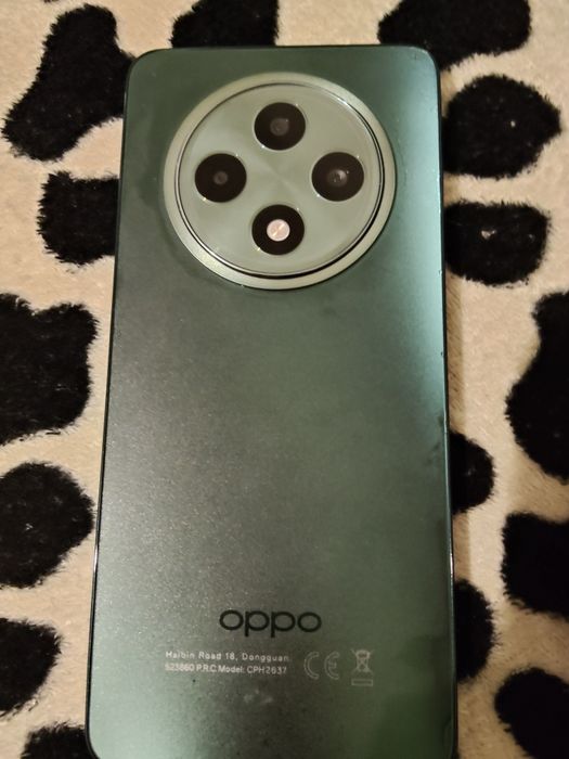vând oppo reno 12 F5G