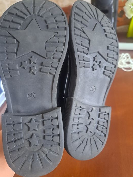 Срочно продам туфли