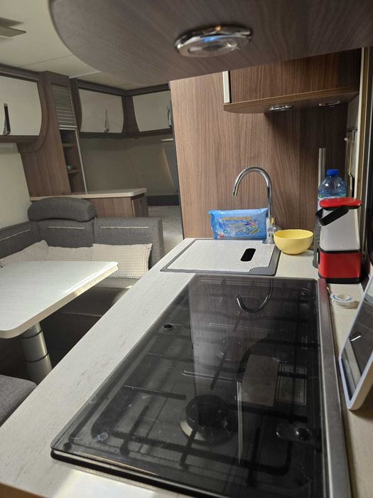 КАРАВАНА НА ПЪРВА ЛИНИЯ - ГРАДИНА