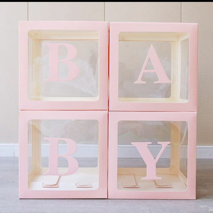 Прозрачные кубики с буквами BABY для семейного праздника