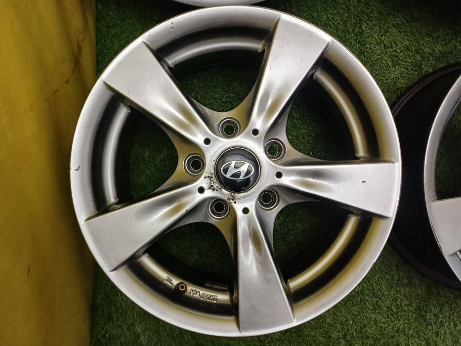 Диски R15 5x114.3 на Hyundai и другие.
