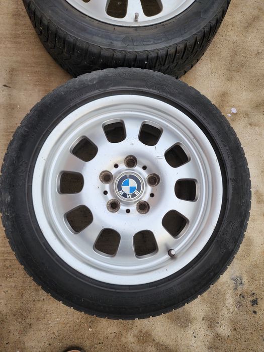 Vând jante BMW din aliaj pe 16