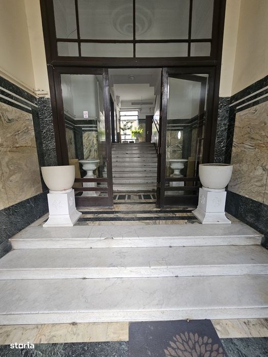 Universitate, 2 apartamente lipite, renovat, ideal inchiriere airbnb — fotografia 2