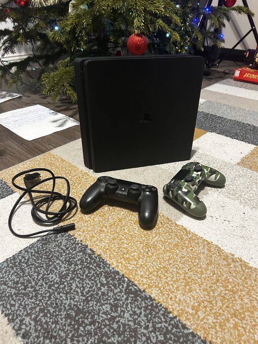 playstation 4 slim cu 2 manete