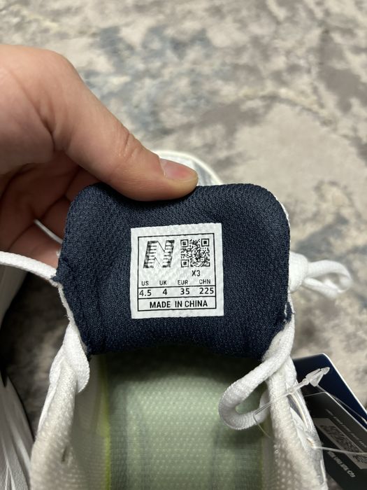 Кроссовки new balance