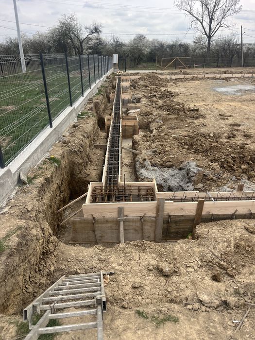Meseriașii constructori