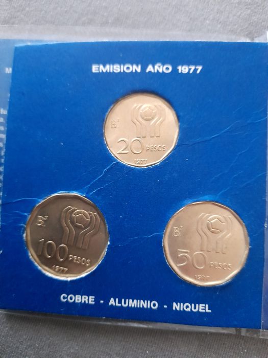 Продавам колекция  стари банкноти, юбилейни монети,медали,сувенир/Токи