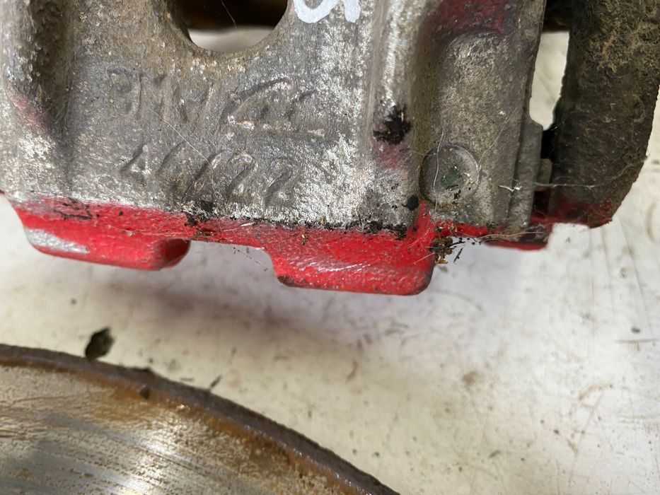 Etrier disc spate BMW E90,E91,E92,E93 325d,325i,330d,330i 330mm