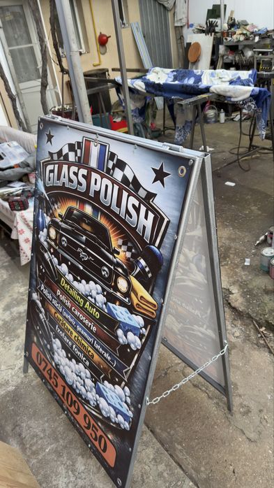 Carti de vizita Flayere Pliante Autocolante Stikare Benare Colante