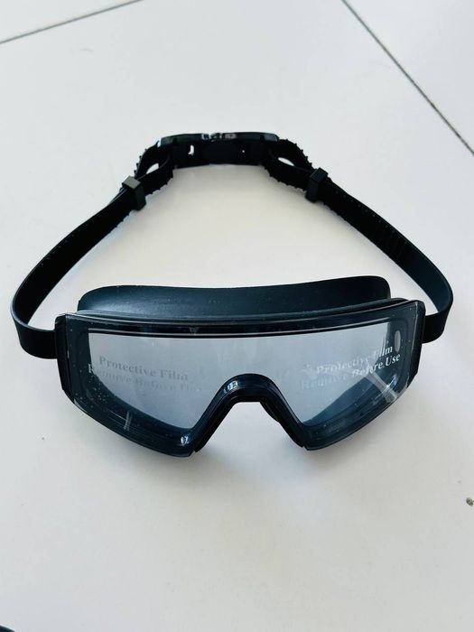 Очки для плавания