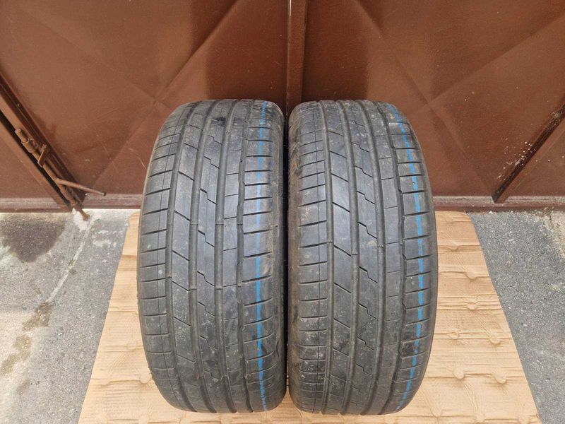 2 Hankook R19 225/45
летни гуми 
DOT5022