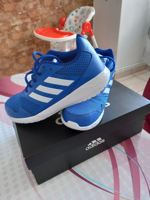 Adidasi adidas impecabili
