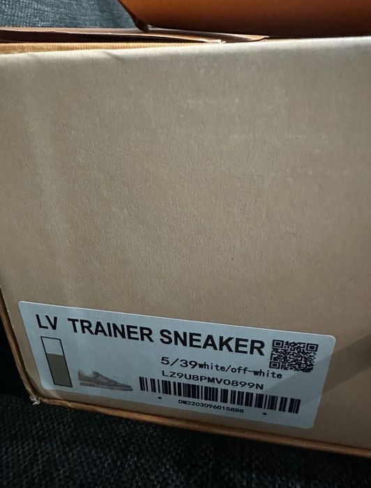 Vand lv trainer cel mai mic pret din romania (lichidare de stoc)