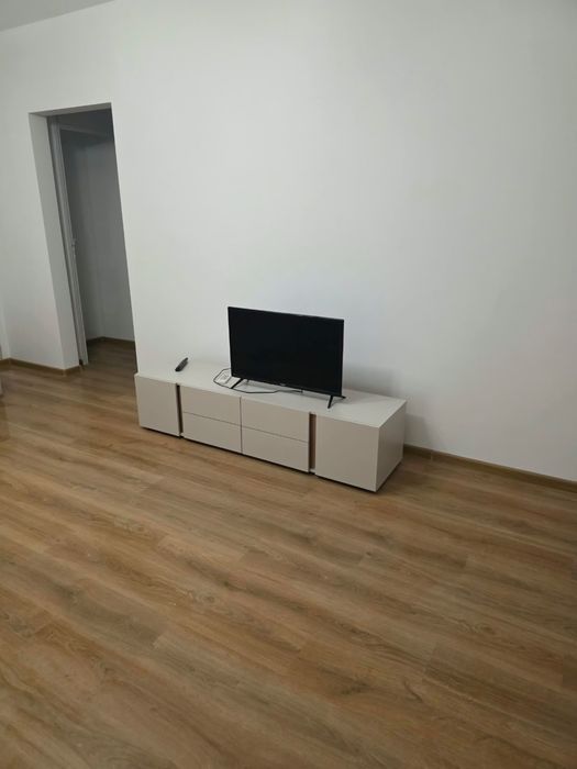 Inchiriez apartament 2 camere