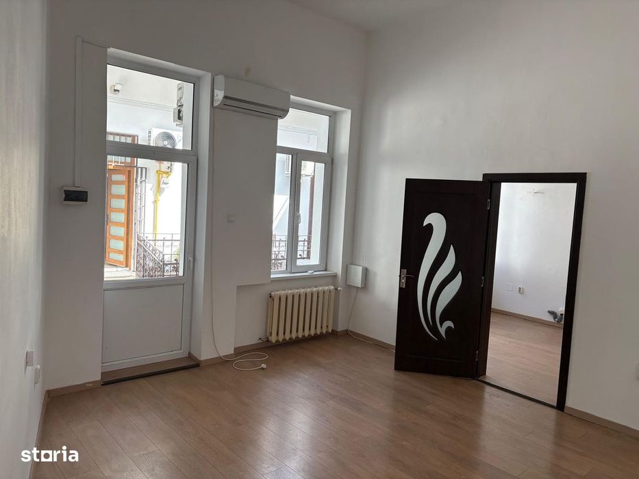 Apt versatil ultracentral 40 mp pivniță 13 mp