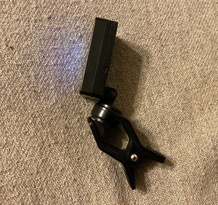 Aparat acordaj chitara Fender FT-004 tuner clip-on cromatic