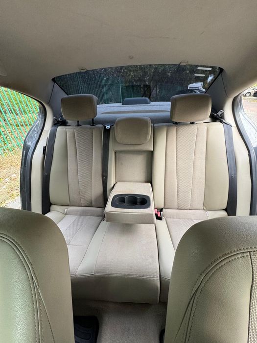 Vând Renault Fluence