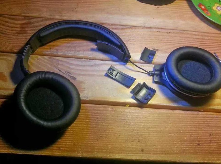 Reparatii si Reconditionari Casti Audio si Boxe Smart