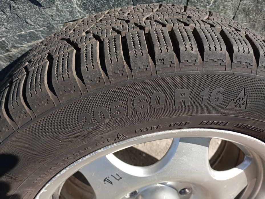 Всесезонни гуми Continental с оригинални, алуминиеви джанти Мерцедес
