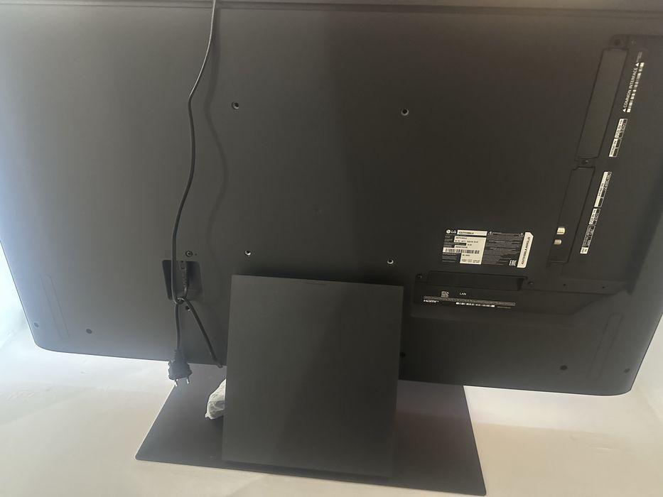 Срочно продам телевизор