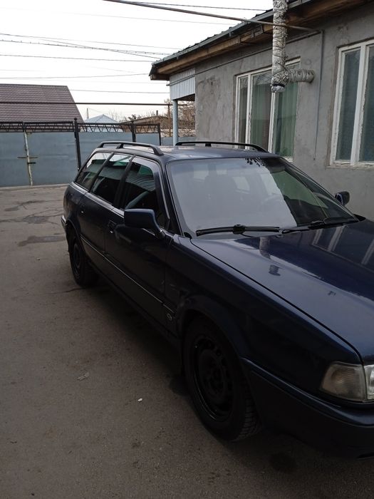 Продам автомобиль Ауди 80б4 универсал.